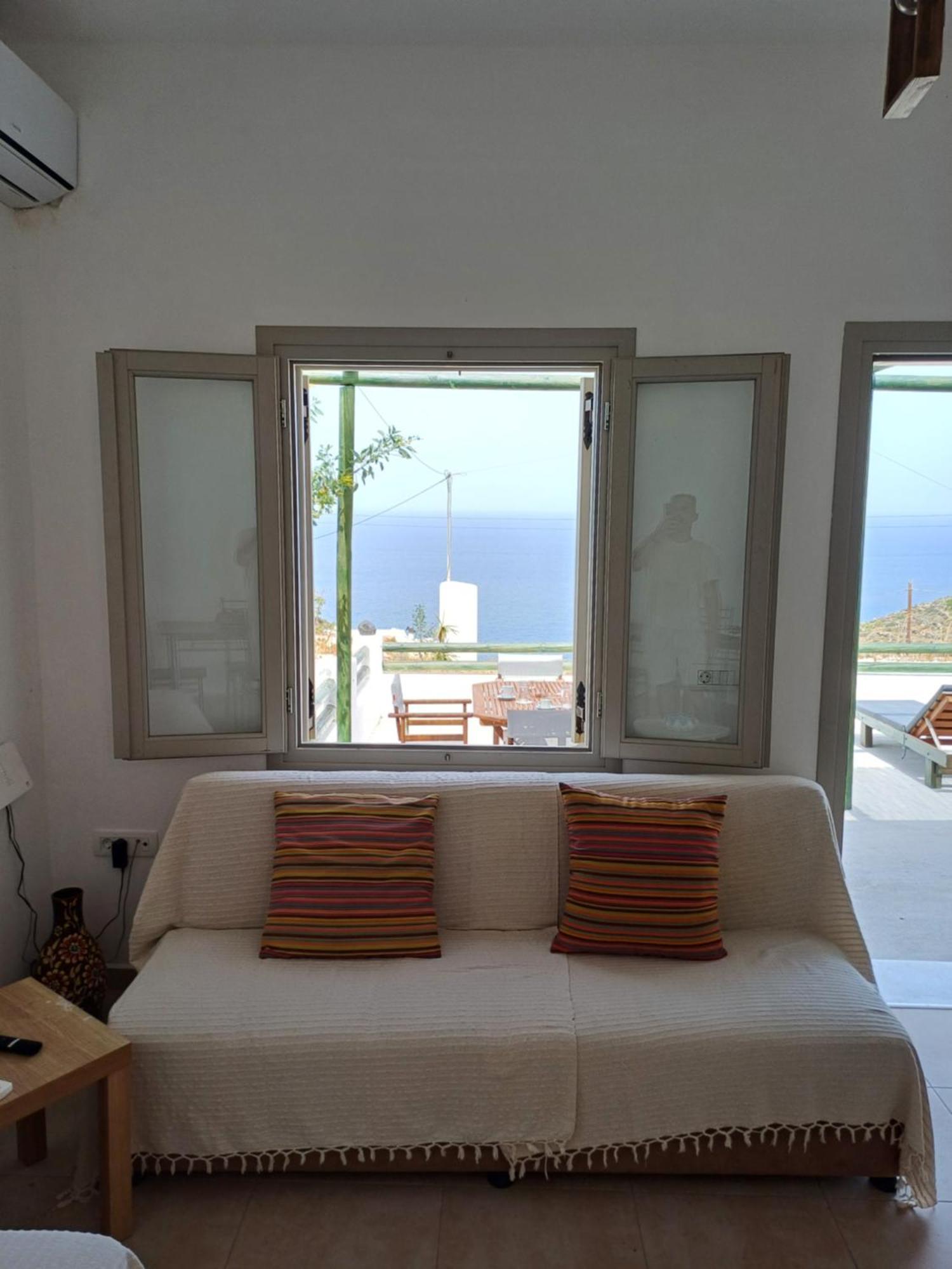 Hébergement de vacances 'irene' Cycladic House With Sunrise And Sea View! Foinikiá
