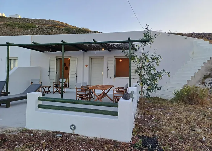 \'Irene\' Cycladic House With Sunrise And Sea View!